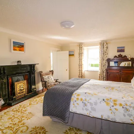 Curradoon House Holiday home *