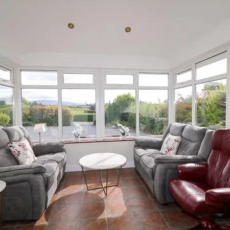 Holiday home Curradoon House